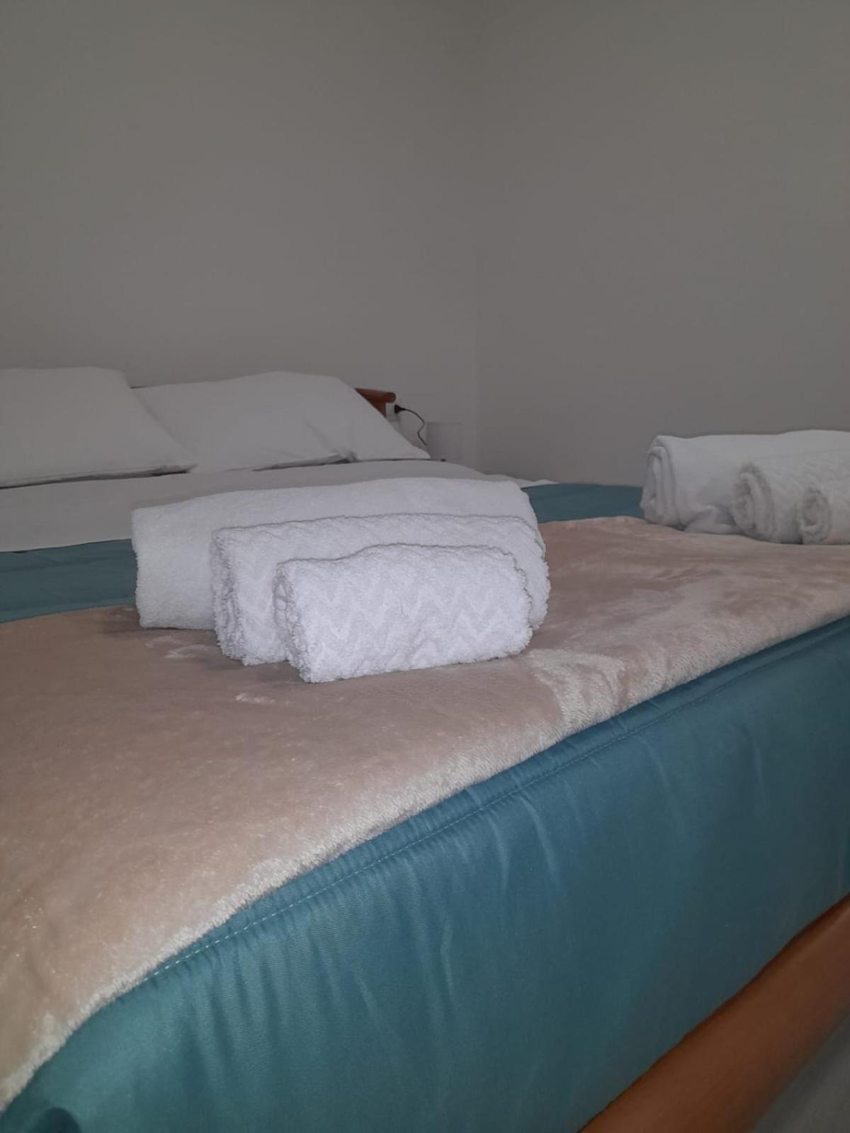Casa Vacanze In Centro! Caltagirone Eksteriør billede