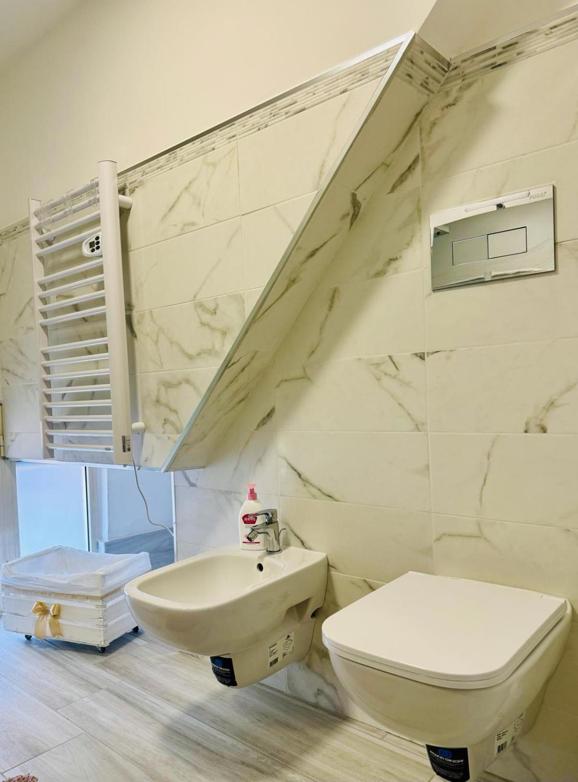 Casa Vacanze In Centro! Caltagirone Eksteriør billede